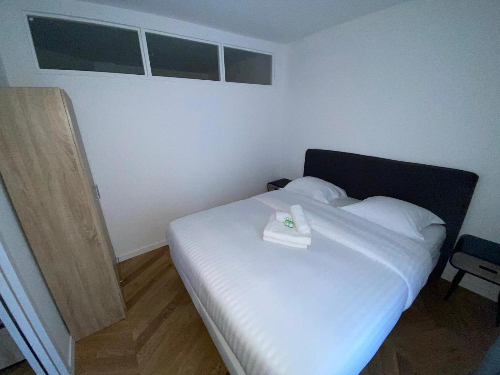 3 Pieces 55m2 Proche Metro - 15 - 4p - Flat-guest Appartement Parijs