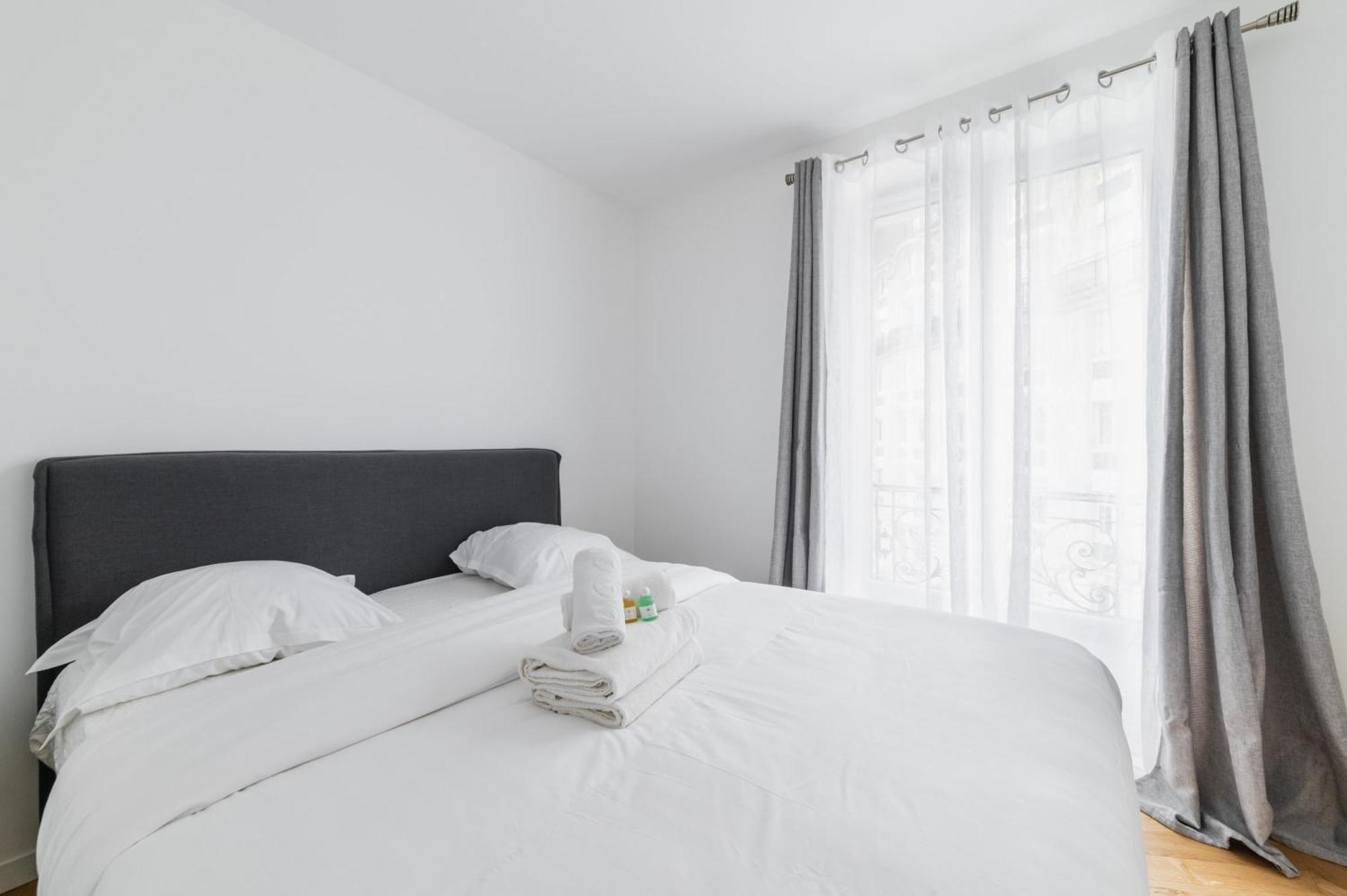 3 Pieces 55m2 Proche Metro - 15 - 4p - Flat-guest Appartement Parijs